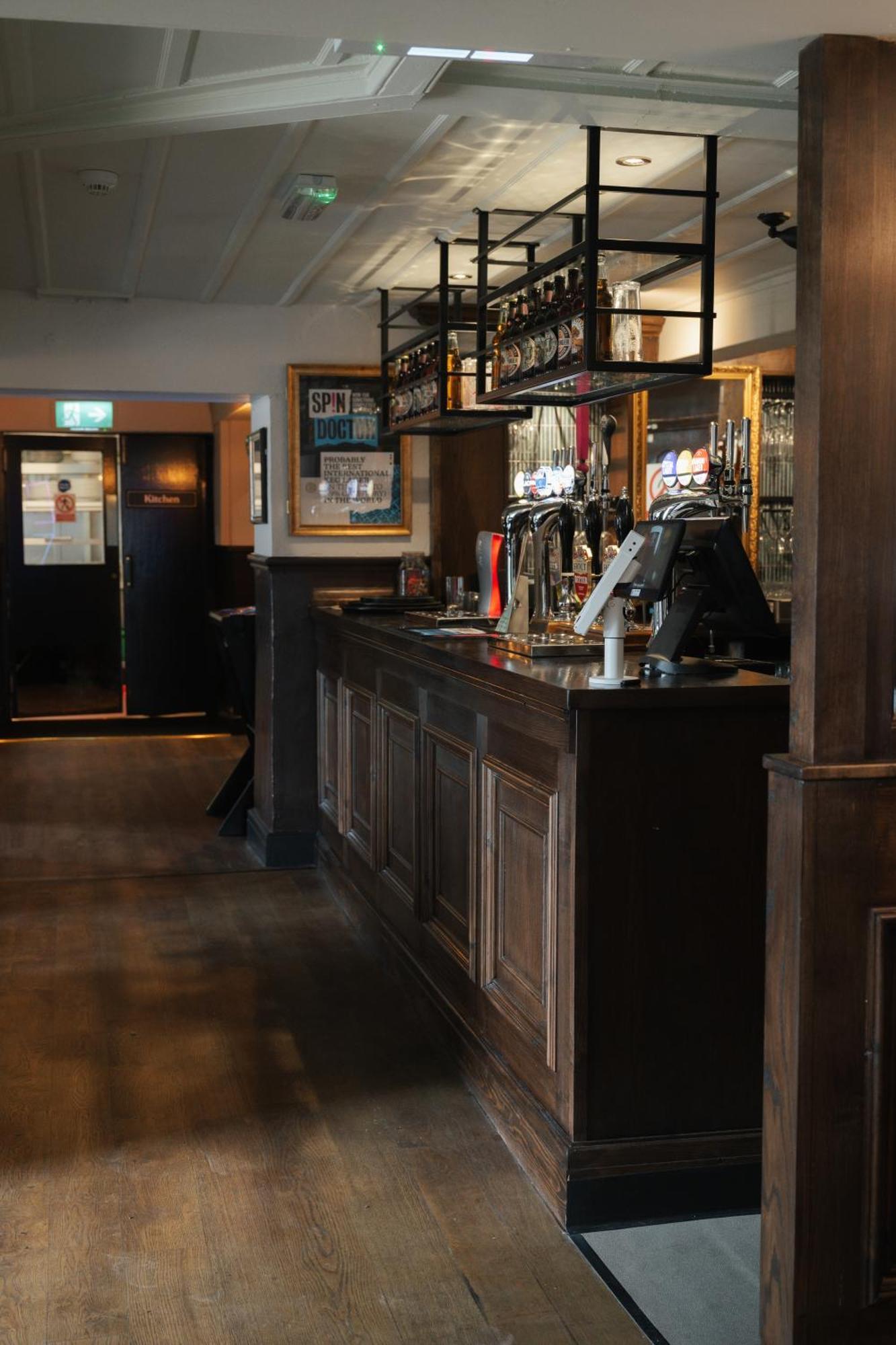 Black Dog Inn بولتون المظهر الخارجي الصورة