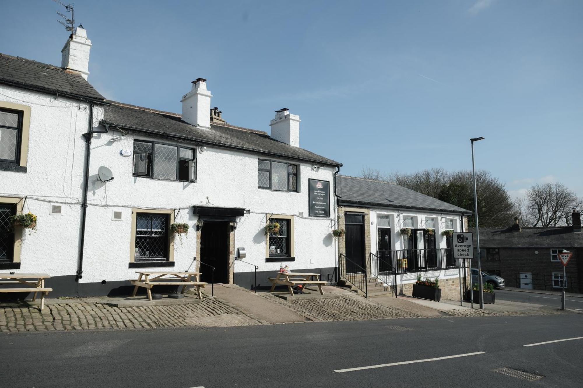 Black Dog Inn بولتون المظهر الخارجي الصورة