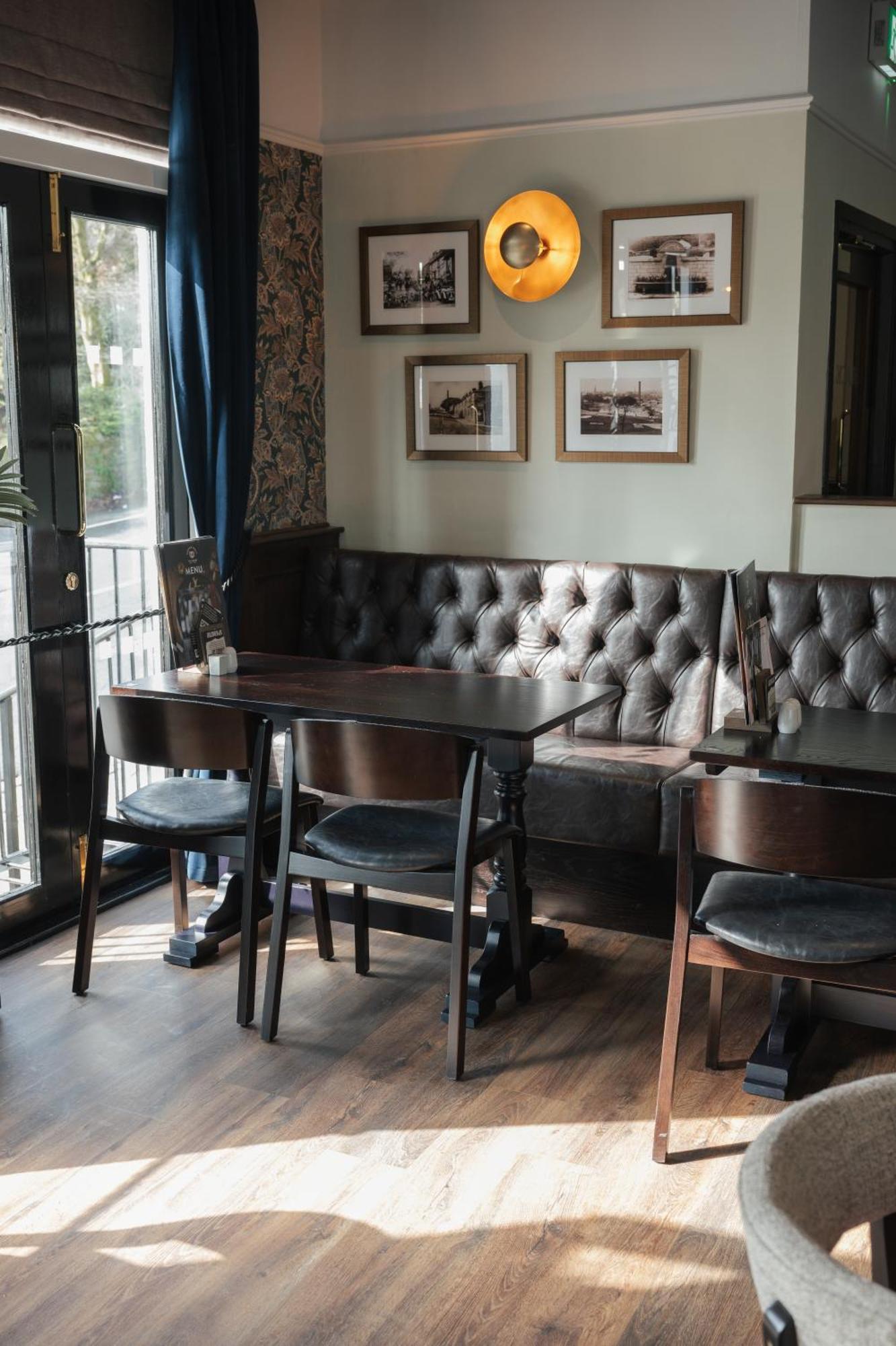Black Dog Inn بولتون المظهر الخارجي الصورة