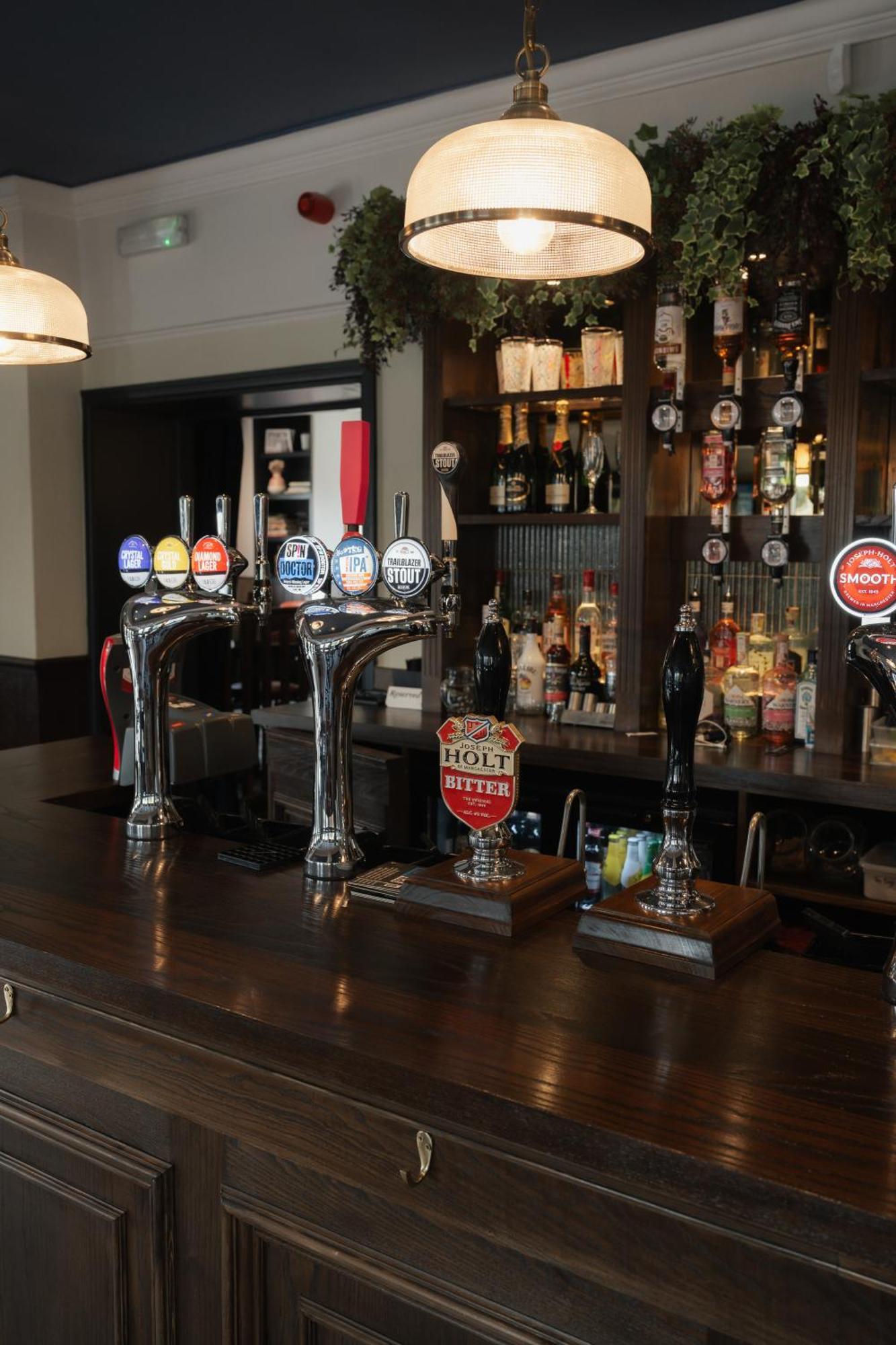 Black Dog Inn بولتون المظهر الخارجي الصورة