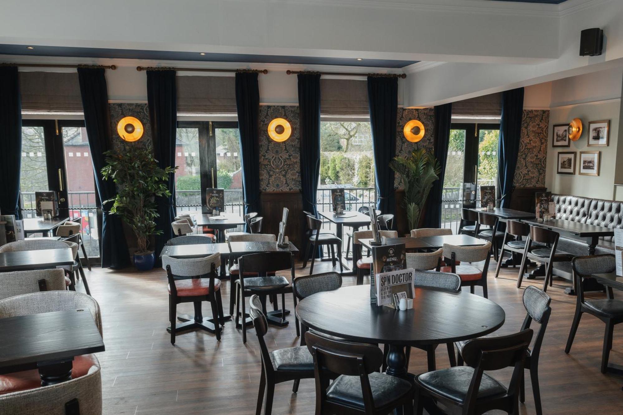 Black Dog Inn بولتون المظهر الخارجي الصورة